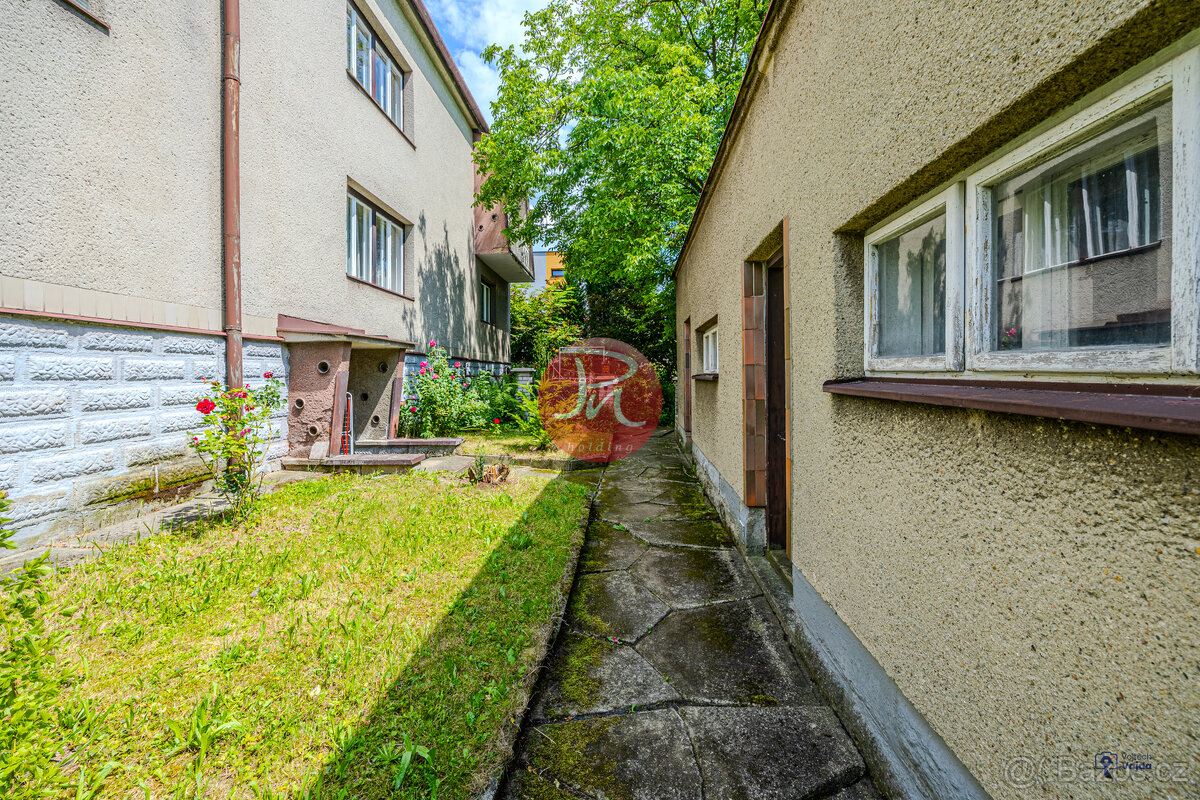 Prostorný rodinný dům ve Výškovicích – 7+2, zahrada a místo, - 11