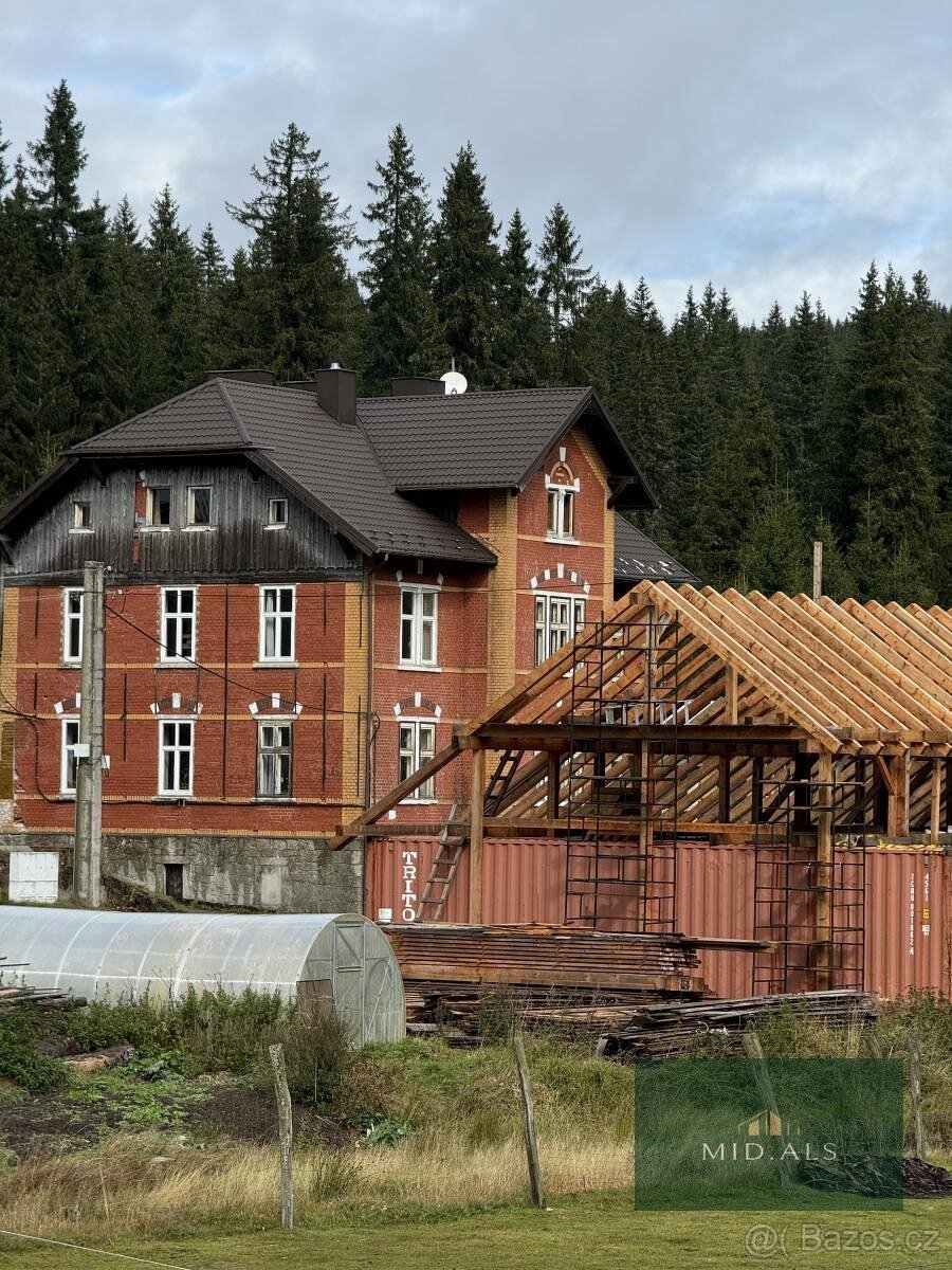 Prodej rekreačního domu, penzionu. Jelení u Nových Hamrů, K - 11