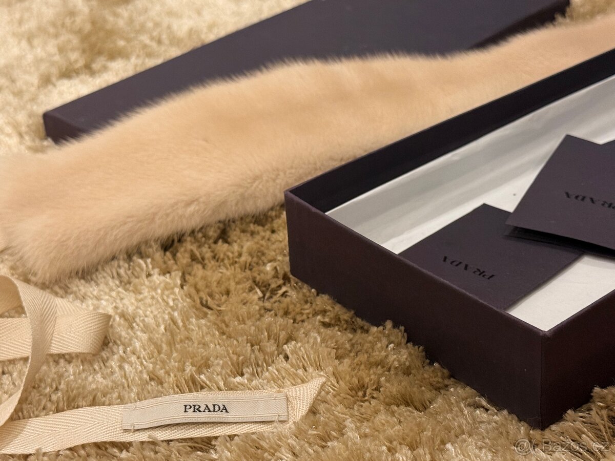 Norkový límec zn. Prada - 11