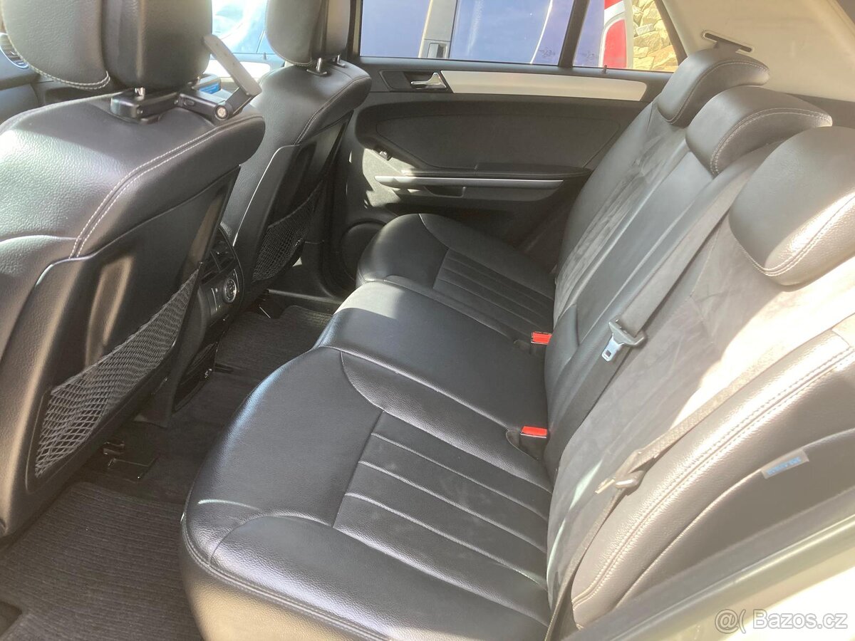 Mercedes Benz ML W164 320CDI - 11