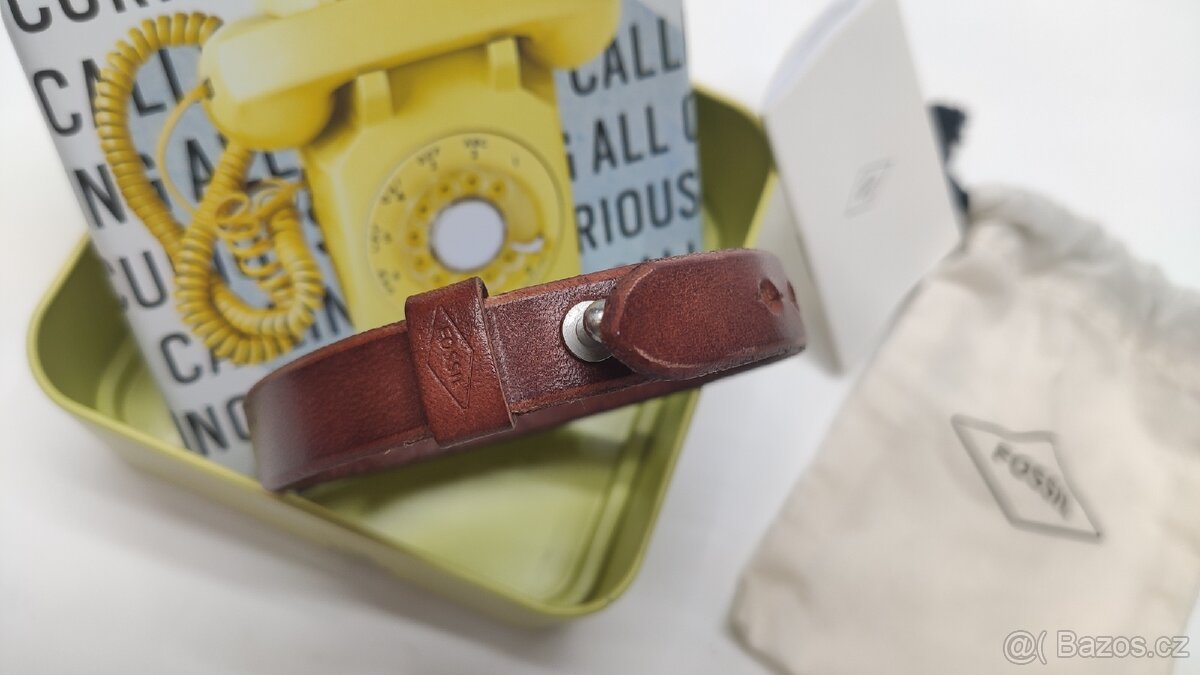 Predám náramky Fossil - 11