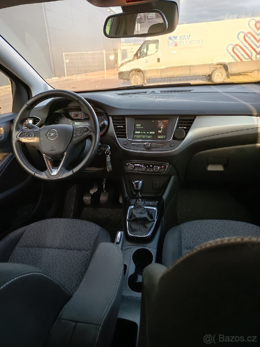 Opel Crossland - 11