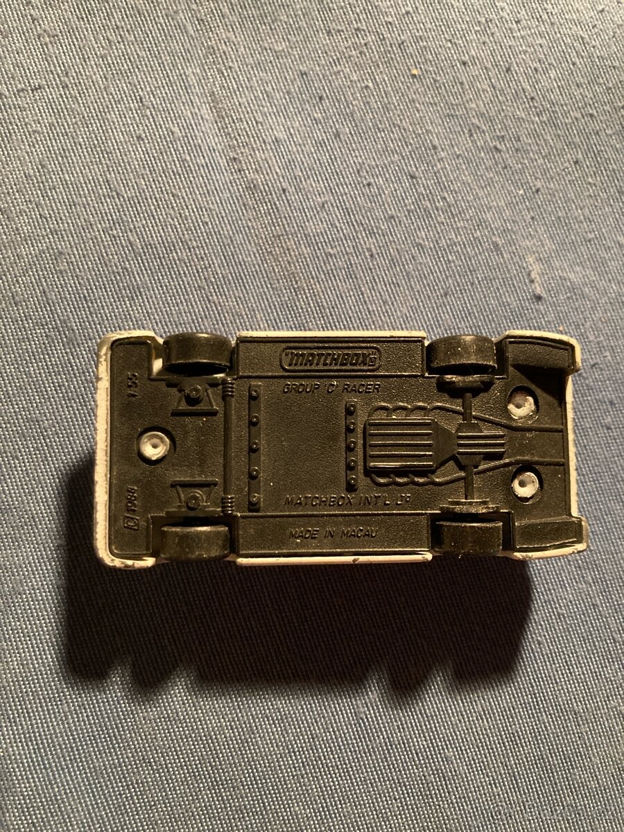 Matchbox autíčka 10 kusů - 11