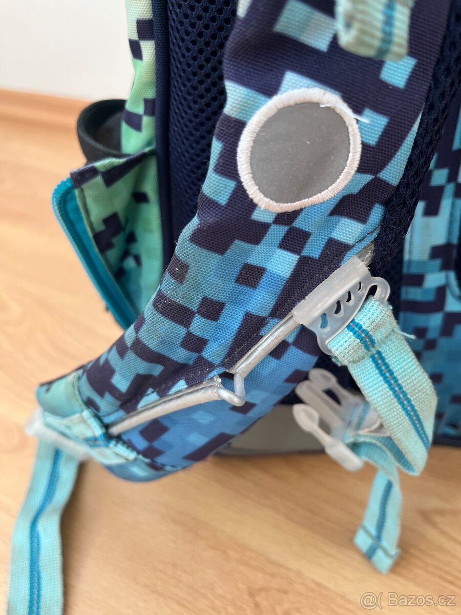 Daruji aktovku Topgal BEBE - 11