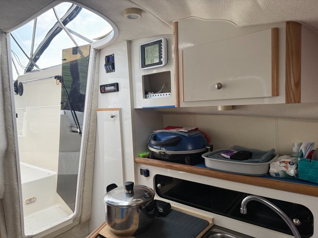 Kajutová lod Maxum zimní cena - 11