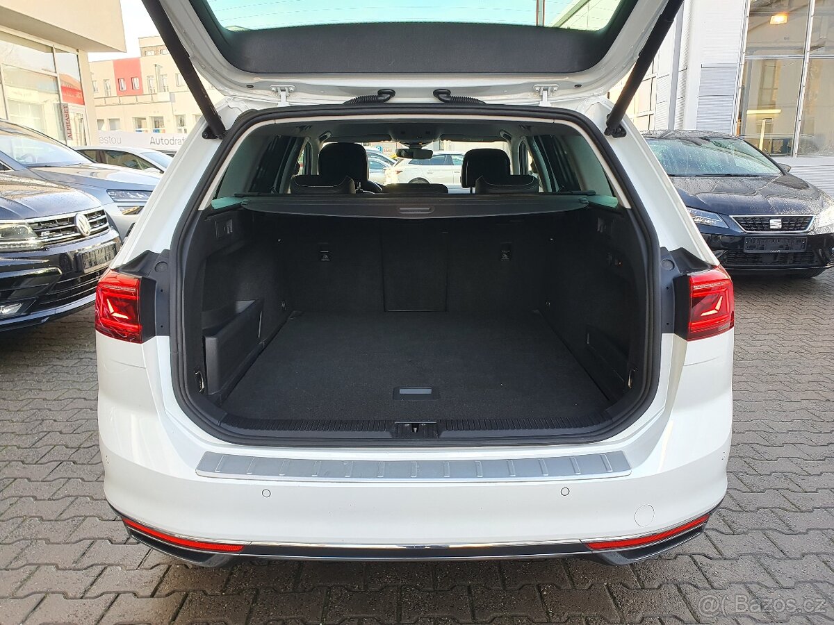 VW Passat B8 GTE Variant 1.4 TSI 160kW - záruka Autodraft - 11