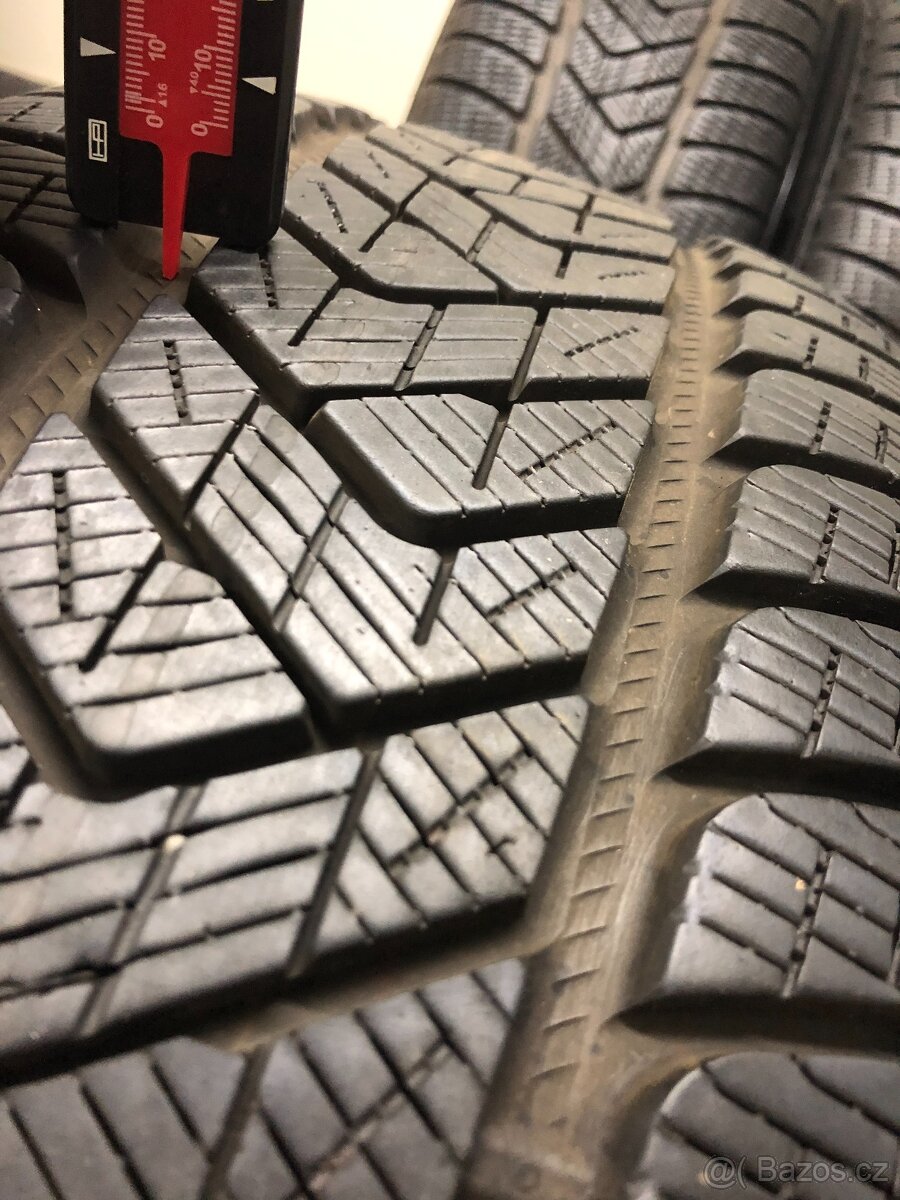 ORIGINAL ALU KOLA RANGE ROVER VELAR 255/60/18 - 11