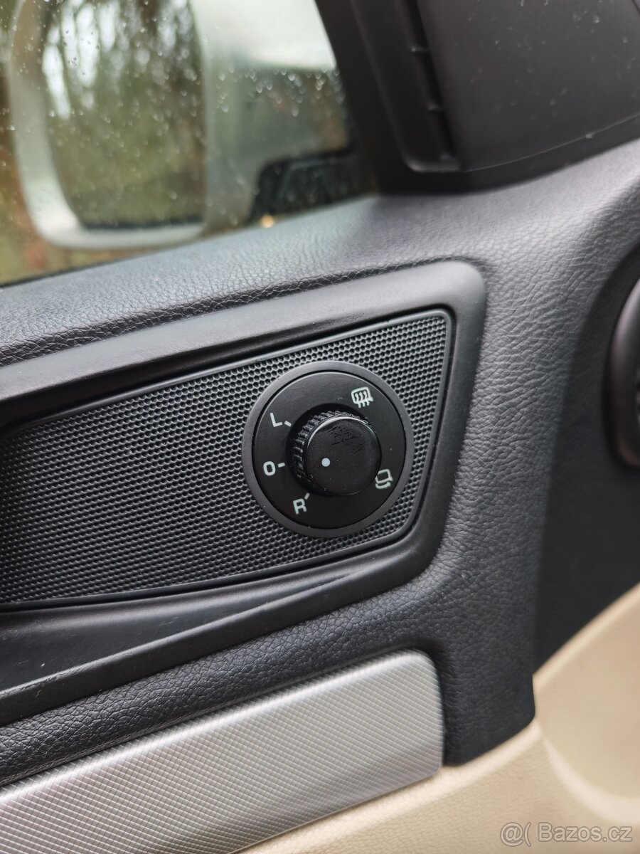 Škoda Octavia II combi facelift - 11