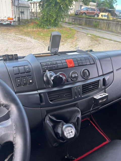 IVECO EuroCargo 120E28 - 11