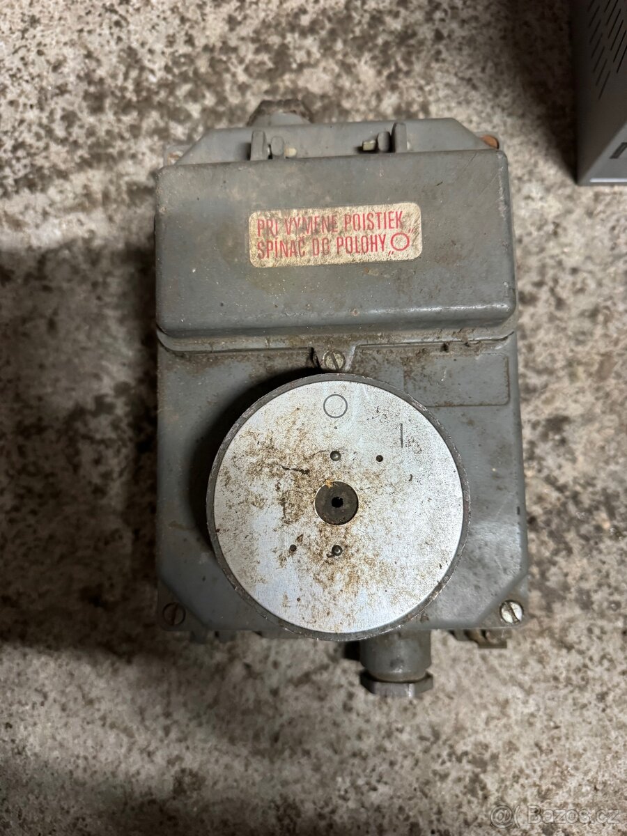 Stykače, přepínače - 11