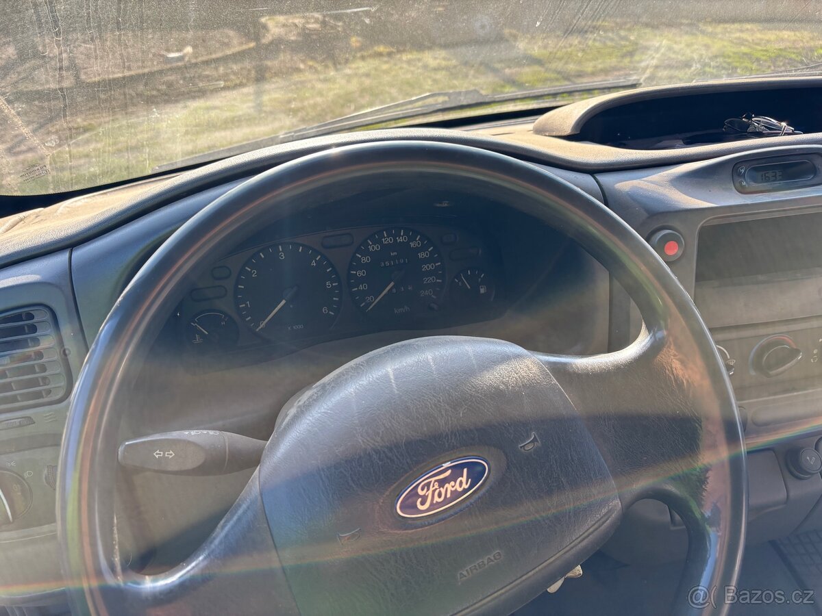 Ford transit - 11
