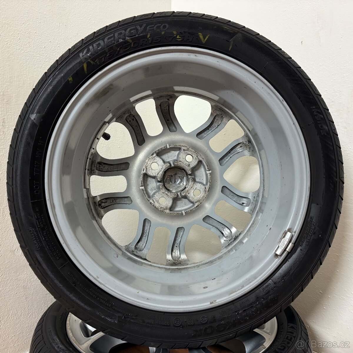 KIA PICANTO II 4x100 R15 ET52+LETNÍ 175/50R15 5/4mm - 11