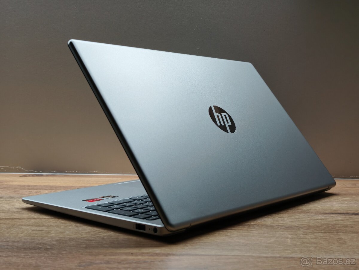 15,6" IPS_HP PAVILION 15_R3-5425U_8GB_256GB SSD_AMD - 11