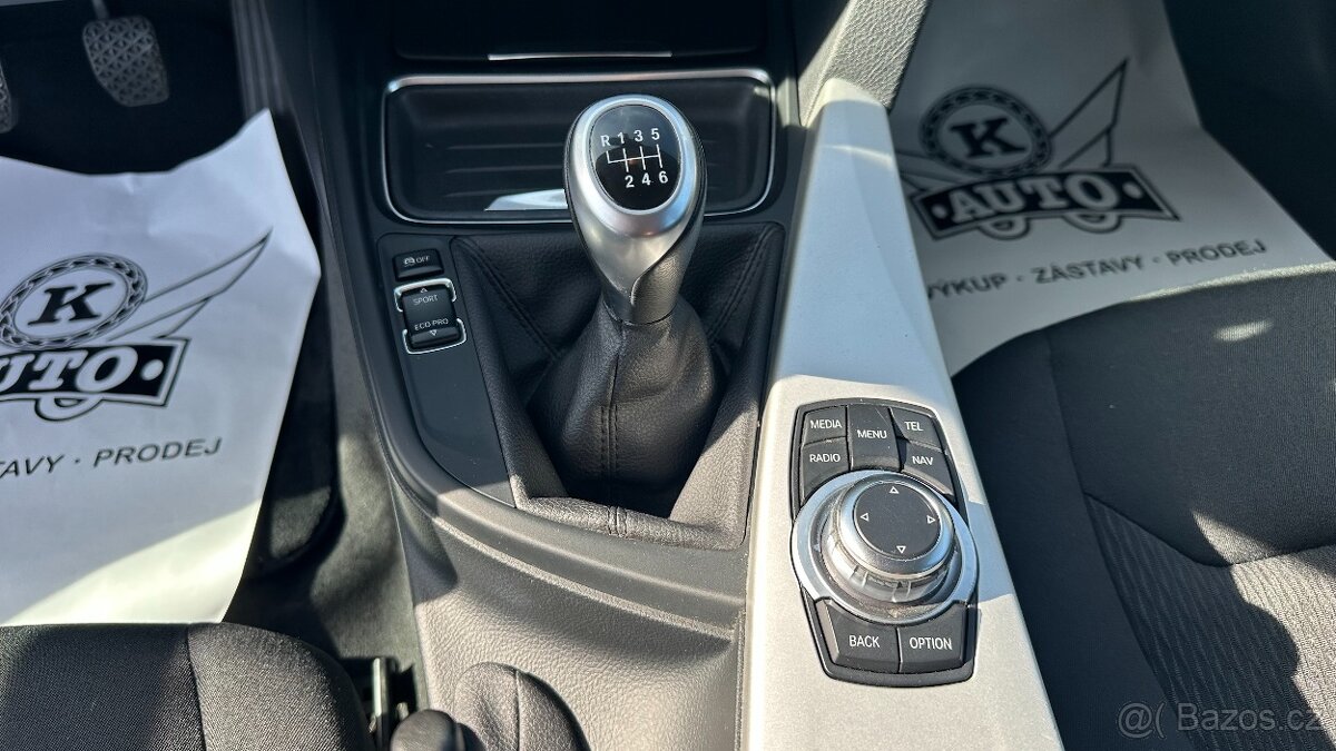 BMW 318d 105kW Stav,Navi,Tažné - 11