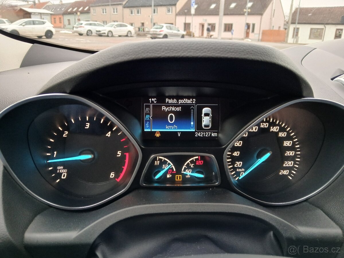 Kuga 2.0TDCI Titanium, 110kW, 4x4, man. - 11