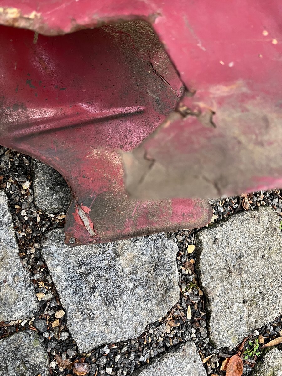 Podsedlový plech Jawa pionýr 555 - 11