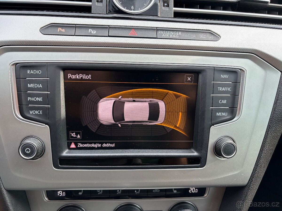 Volkswagen Passat, 1.8 TSi DSG LED ACC WEBASTO PĚKNÉ - 11