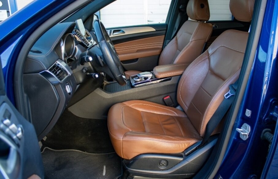 Mercedes-Benz GLE 400 4MATIC AMG - 11