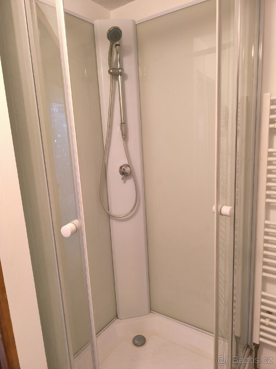 Pronájem podkrovního bytů 2+1 - 11