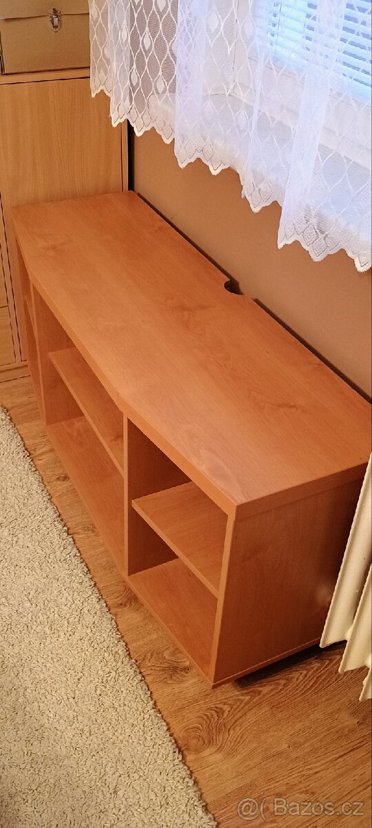 Tv stolek - 11