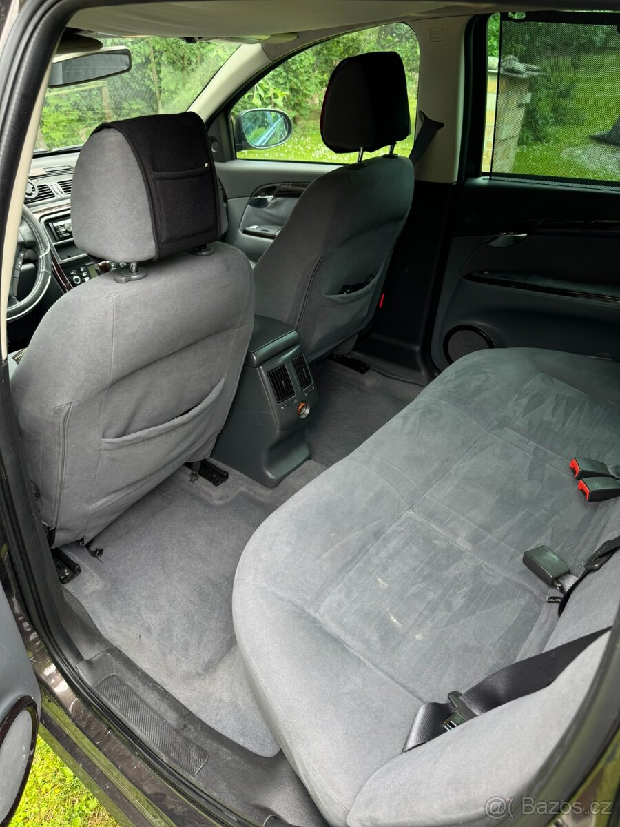 Fiat Croma 2.0 TDI manuál 6ti - 11