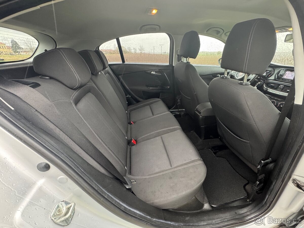 Fiat Tipo 1.6 JTD MULTIJET 88kw, 112.000km, LEHCE POŠKOZENÉ - 11