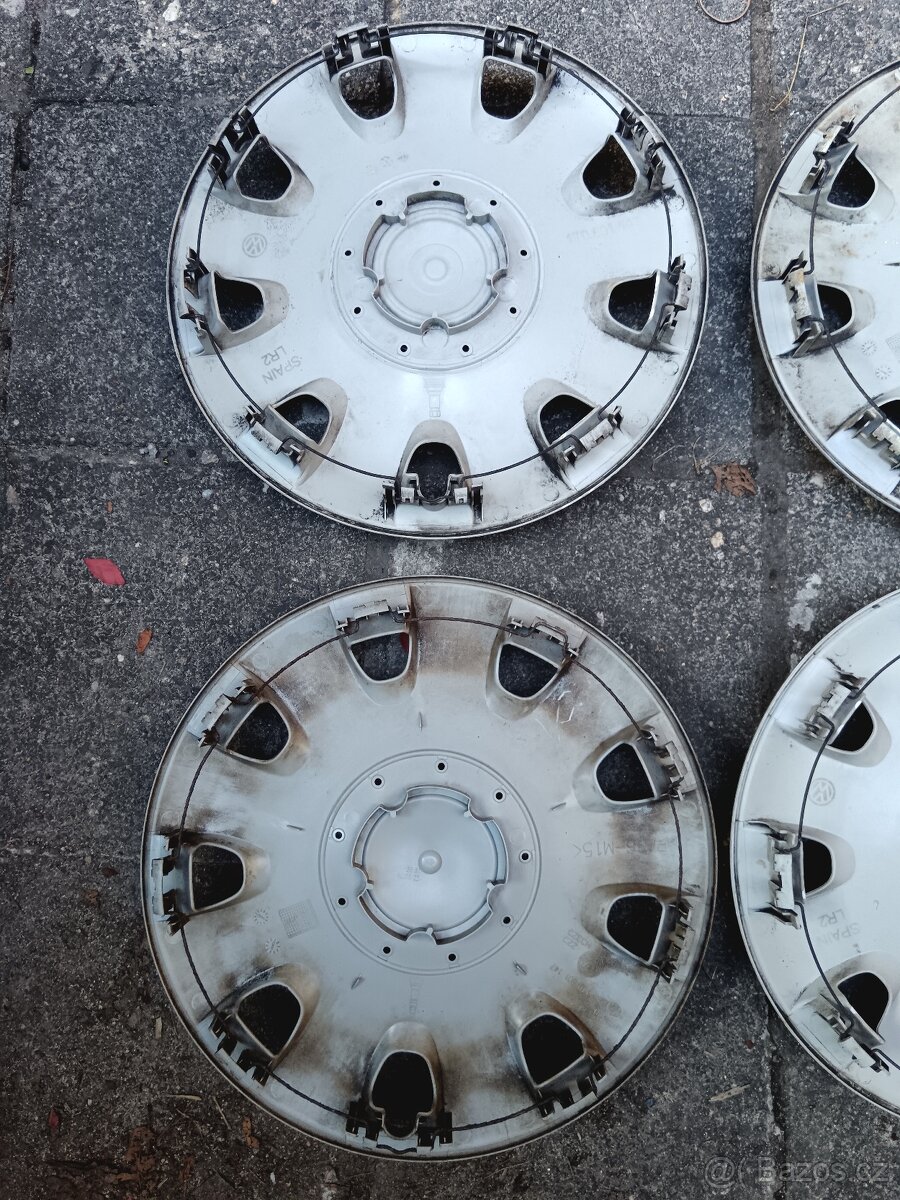 Originál poklice Volkswagen r 15 - 11
