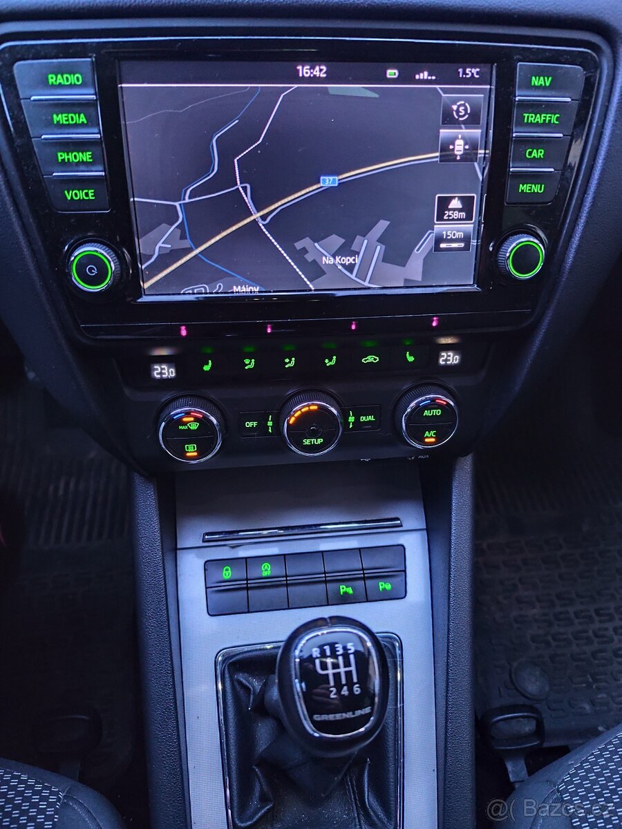 Škoda Octavia lll combi tdi - 11