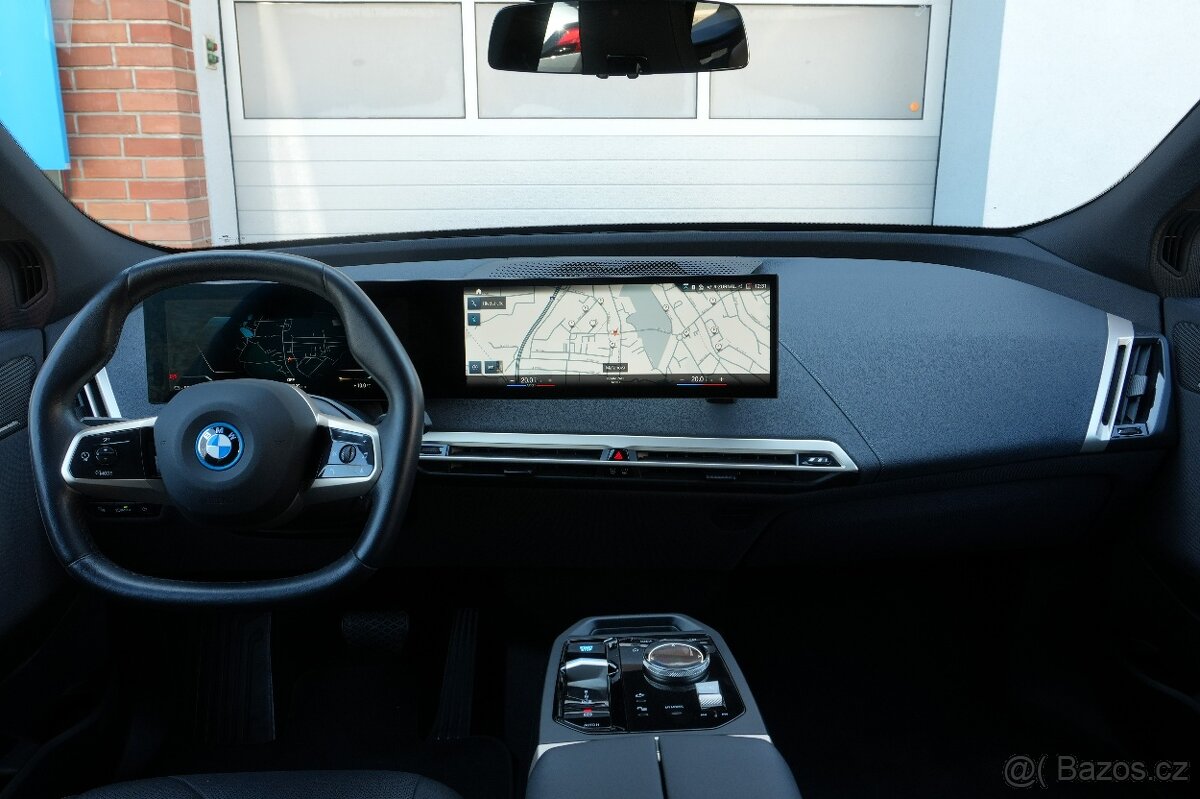 BMW IX 40 xDrive 240 kW, Masáže, Záruka, H/K, SoH 97% - 11