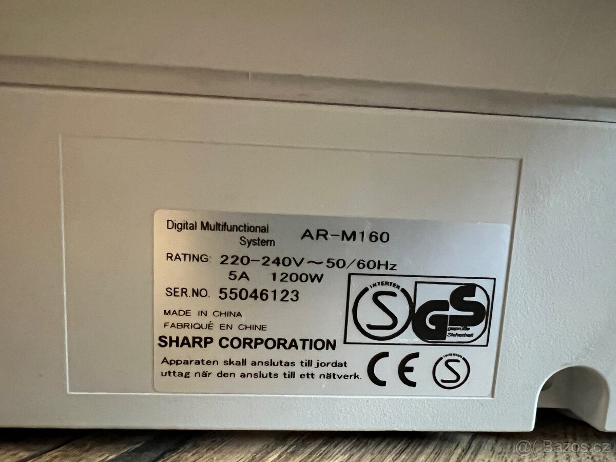 Vybavení kancelaře, nabytek, monitory, kavovary atd - 11