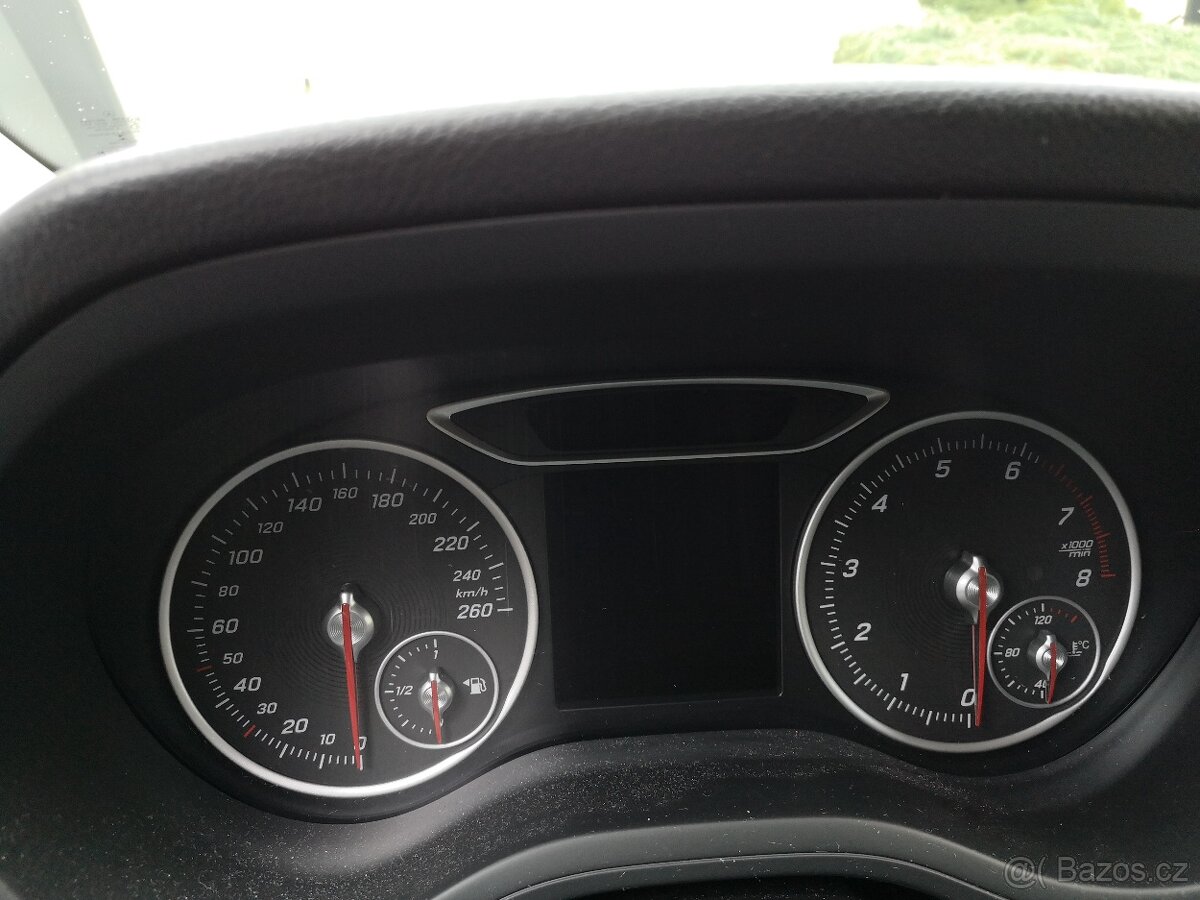 MERCEDES-BENZ B 1.MAJITELKA/ČR/SERVIS MB/AUTOMAT/NÍZKÉ KM - 11