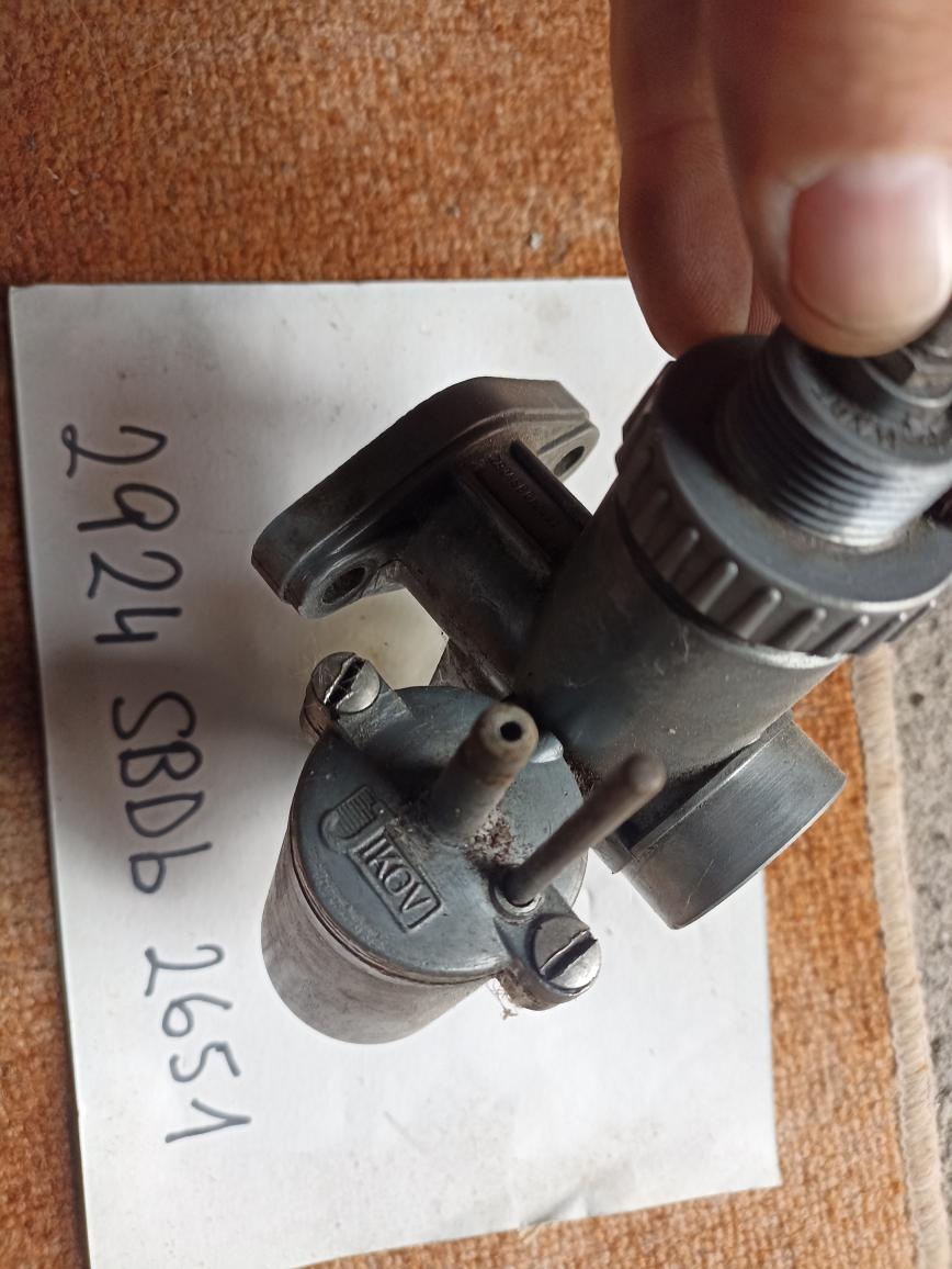 Karburátory Jawa-Čz 175/450,470 - 250/455,623 - 11