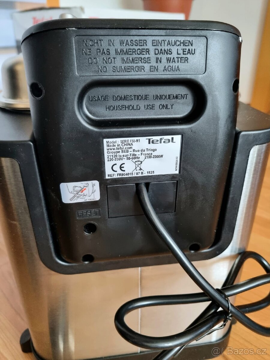 Olejová fritéza Tefal FR804015 - 11