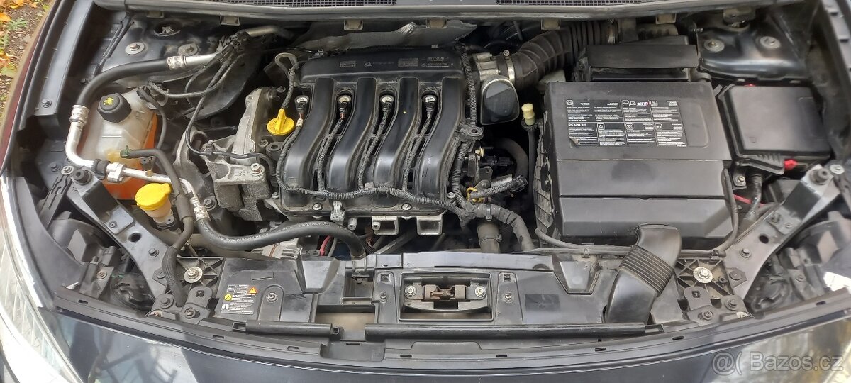 RENAULT FLUENCE 1,6i r.v.2010,naj:126tkm,KLIMA,DOHODA - 11