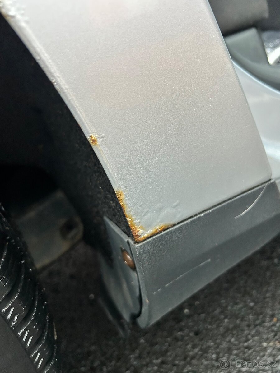 Volkswagen Passat B6 2009 2.0 TDI automat - 11