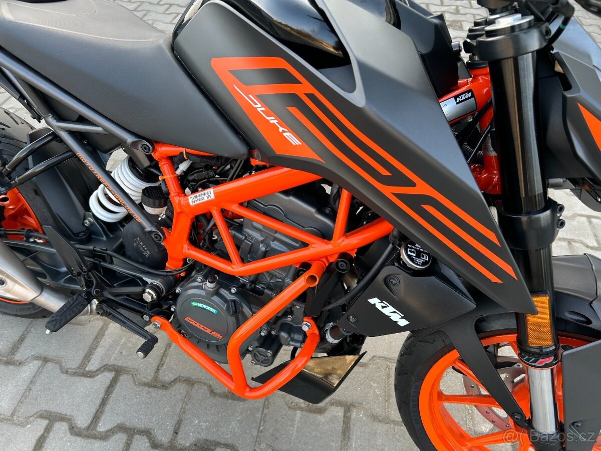 KTM Duke 125 2022 - 11