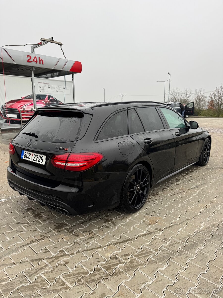 Mercedes c43 amg - 11