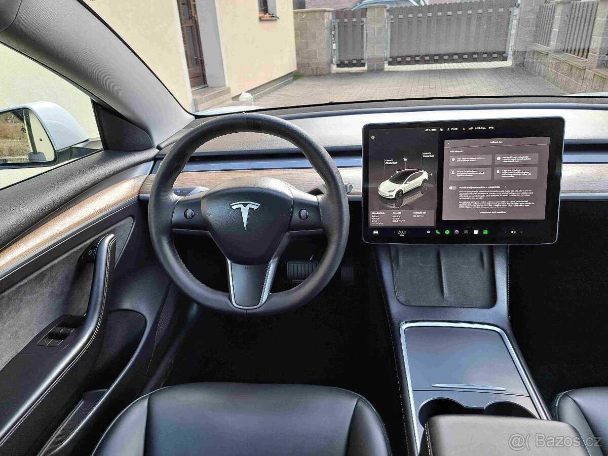 Tesla Model 3 RWD - 1867 - 11