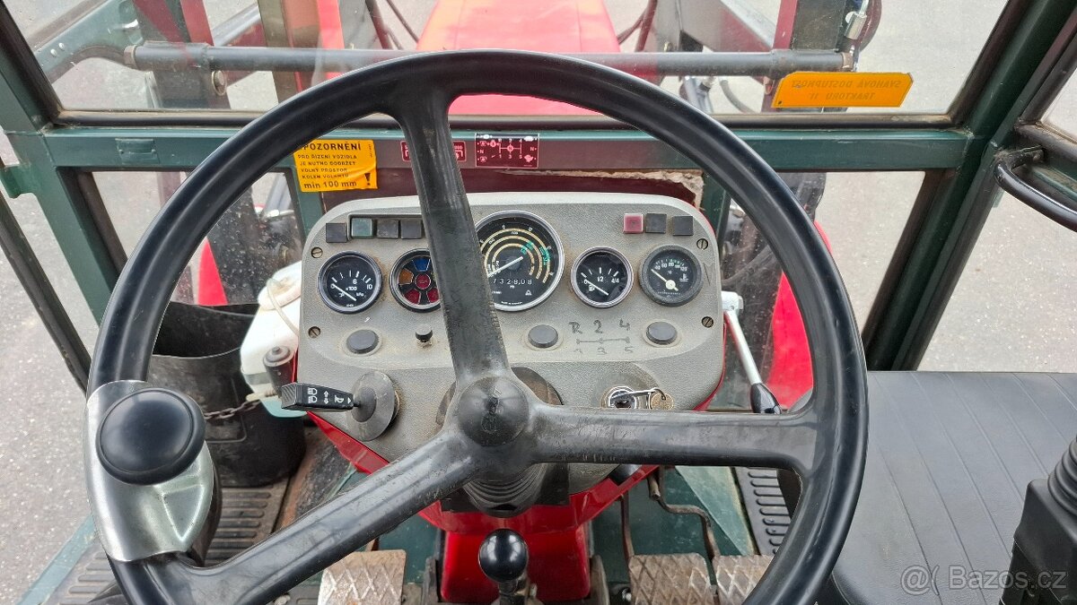 Zetor 7011 s čelním nakladačem - 11