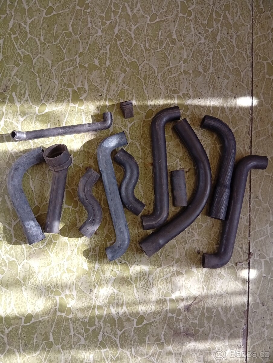 Prodám na Škoda 120 nové a použité náhradní díly. - 11