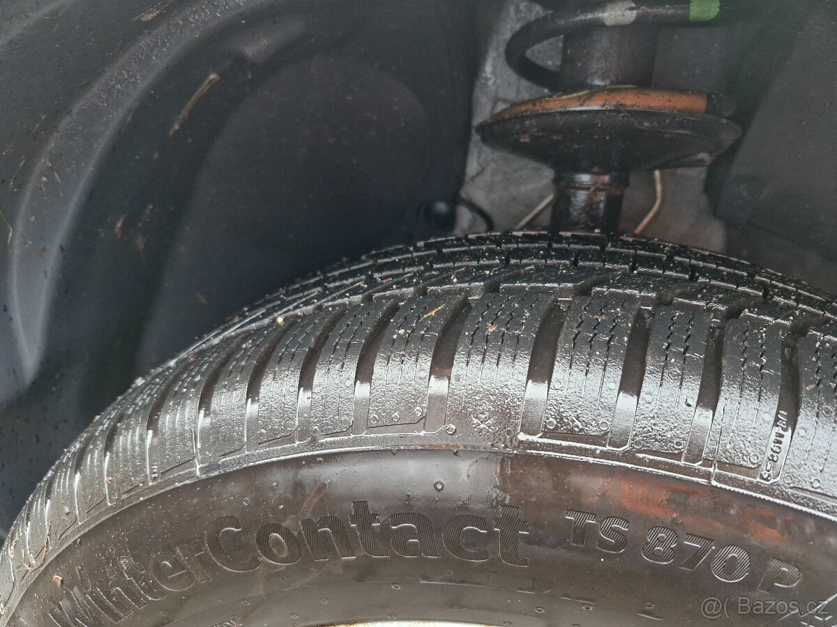 Duster 1,5 dci 80kw, 4x4 80tkm, Čr, TOP stav - 11