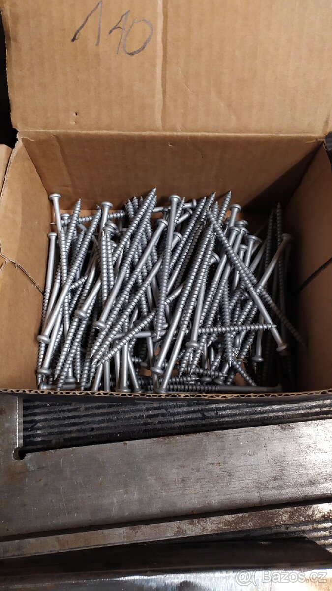 teleskopické hmoždinky + Šrouby - 11