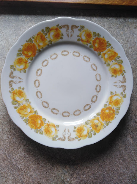 Talíře retro . - 11