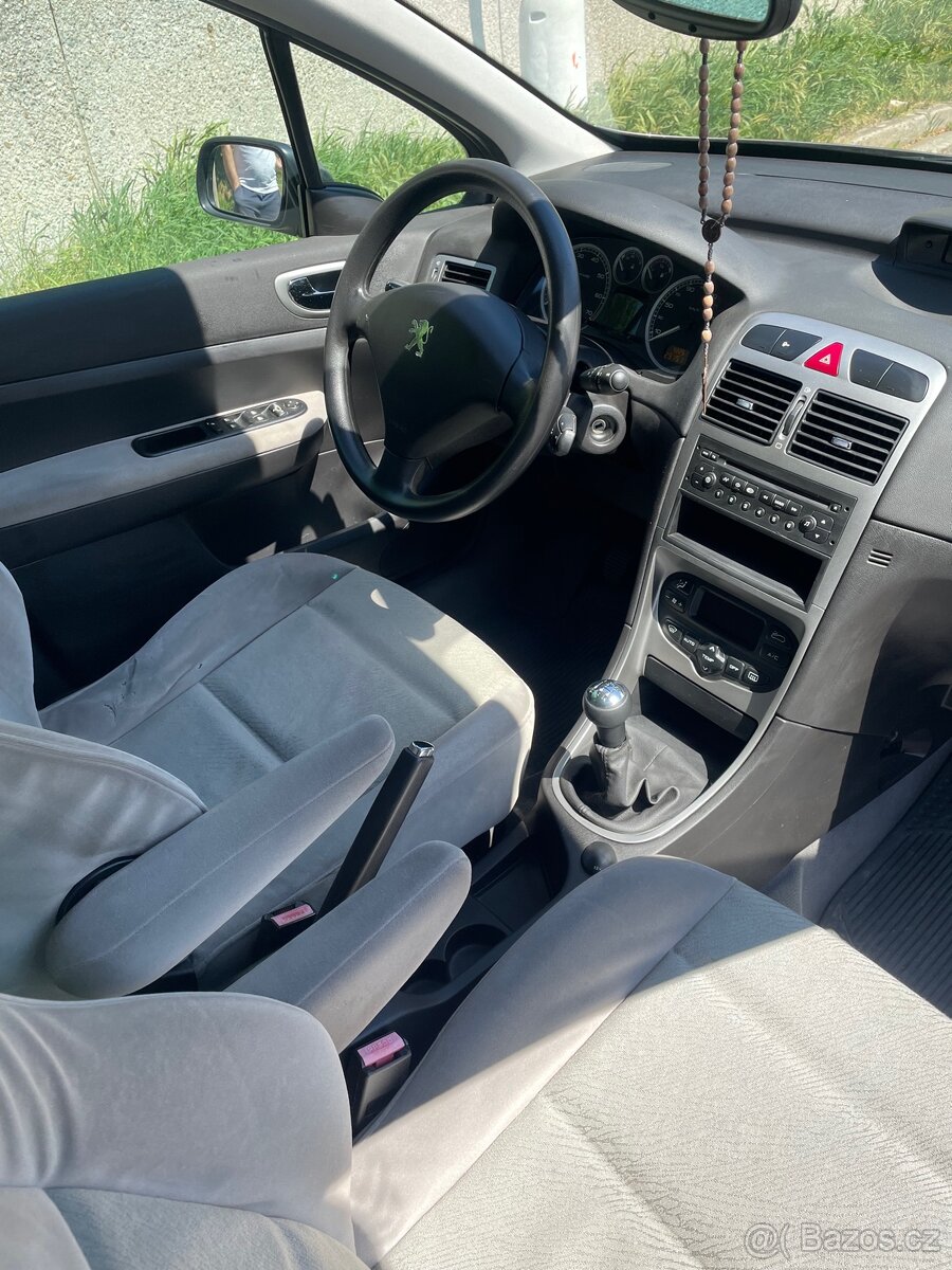 Peugeot 307 SW - 11