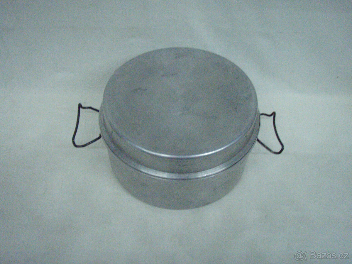 SKLÁDACÍ KEMPINGOVÁ SADA HRNCŮ - 7 v 1 - 11