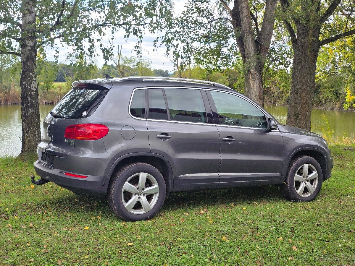 Volkswagen Tiguan 2013 2.0 tdi 4x4 DSG - 11