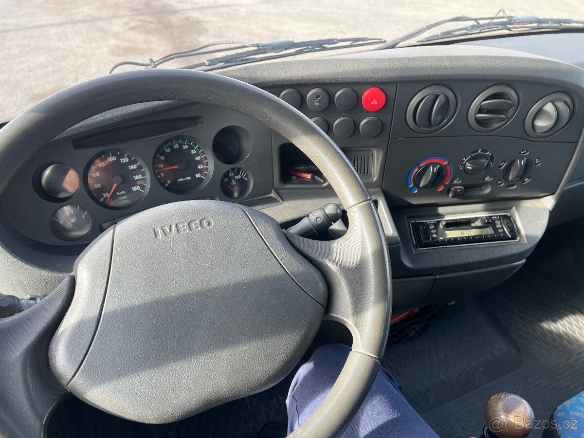 Iveco Daily skříň - 11