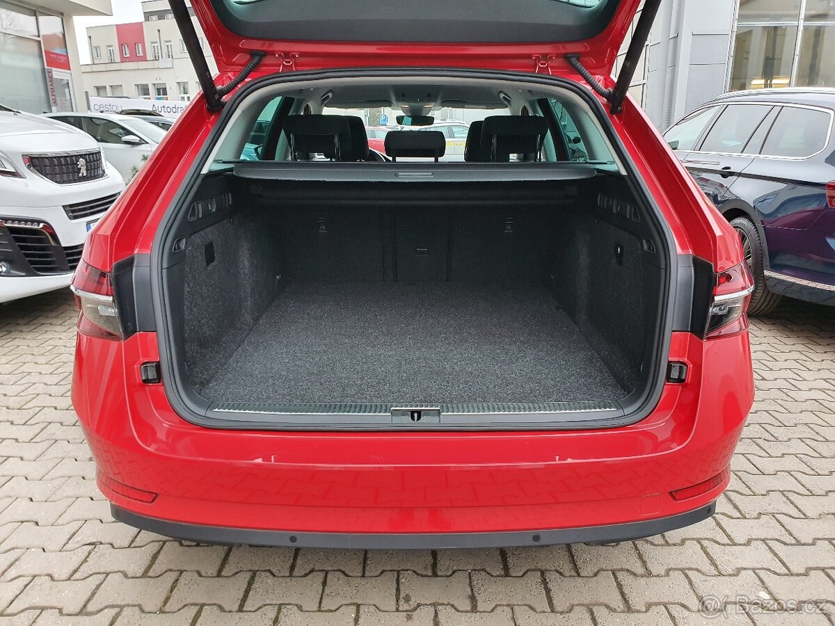 Škoda Superb 3 iV Combi 1.4 TSI 160kW DSG - záruka Autodraft - 11