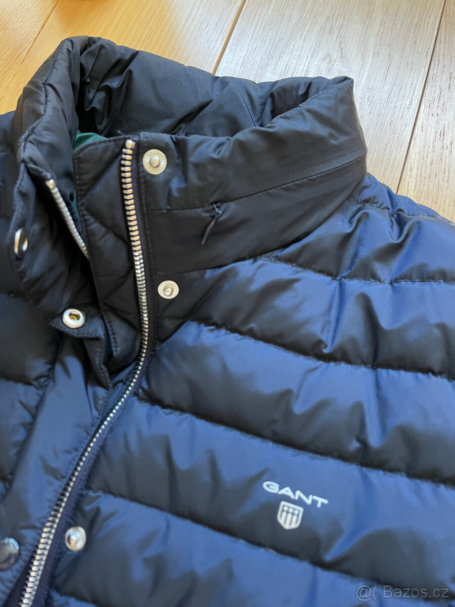 Tmavě modrá péřová lehká prošívaná bunda Gant, vel. L - 11