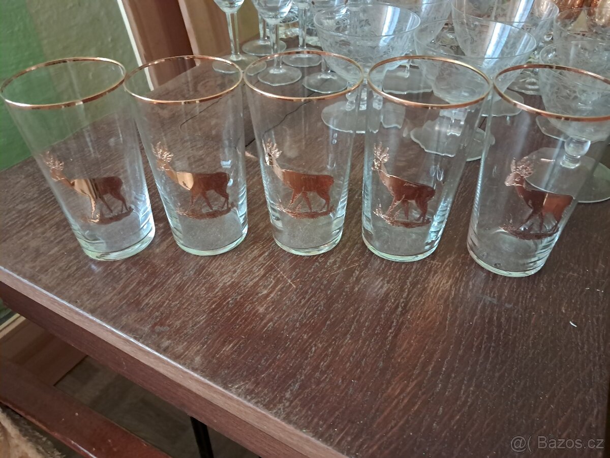 Staré skleničky, hrnečky, sklo - 11